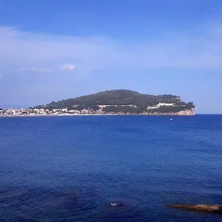 Il Giglio Marino Guest house